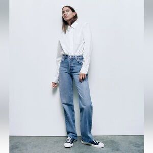 Zara ZW MID-RISE BOYFRIEND JEANS. Mid-Blue. Sizes 26 (2), 27 (4). New with Tags.
